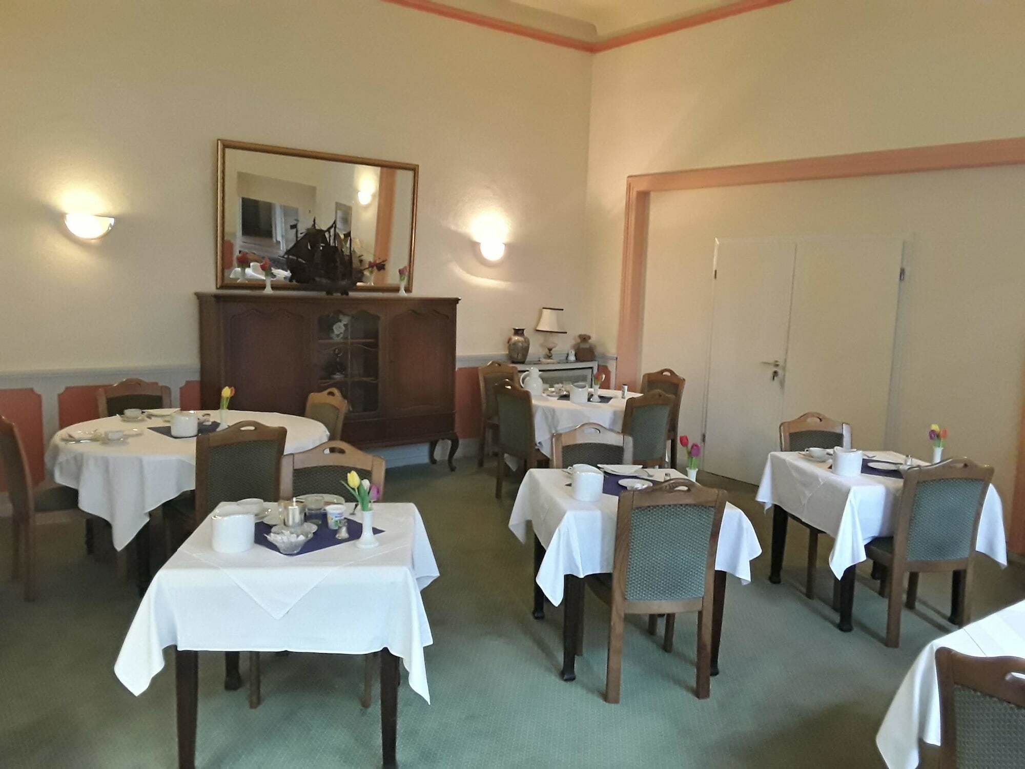 Schloss Hotel Gbr Düsseldorf Dış mekan fotoğraf